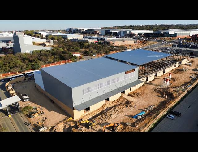 4,794M² WAREHOUSE TO LET IN NORTH RIDING